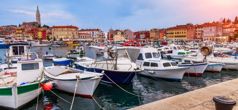 Safe Dockside Rental
